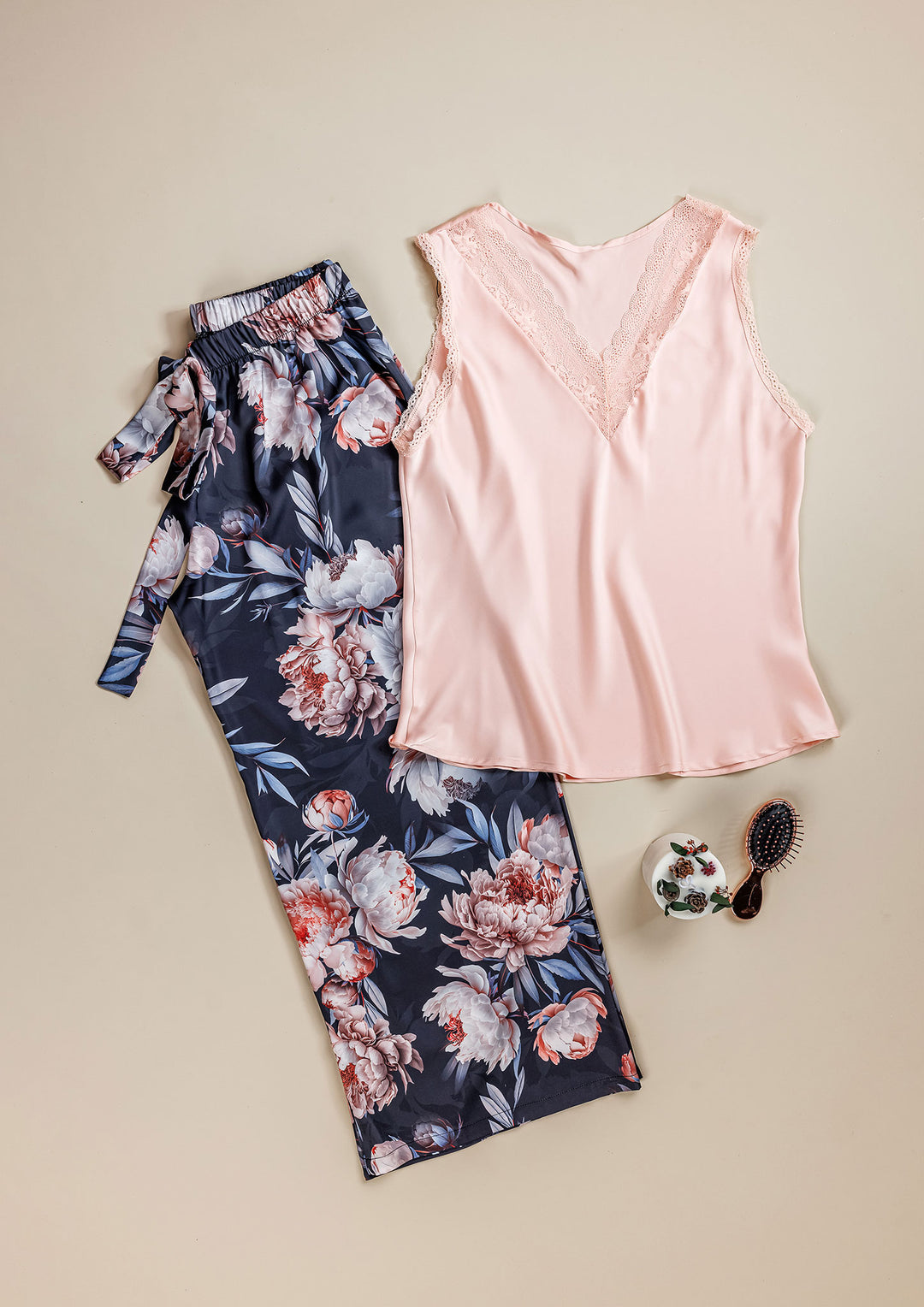 طقم بيجاما ساتان