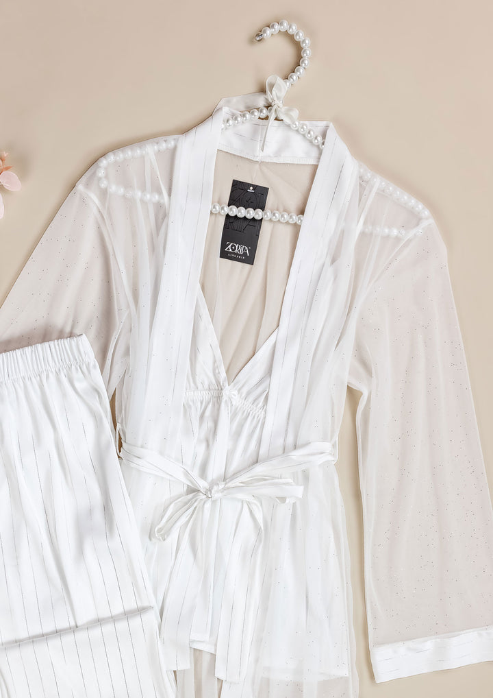 طقم بيجاما ساتان بحواف دانتيل