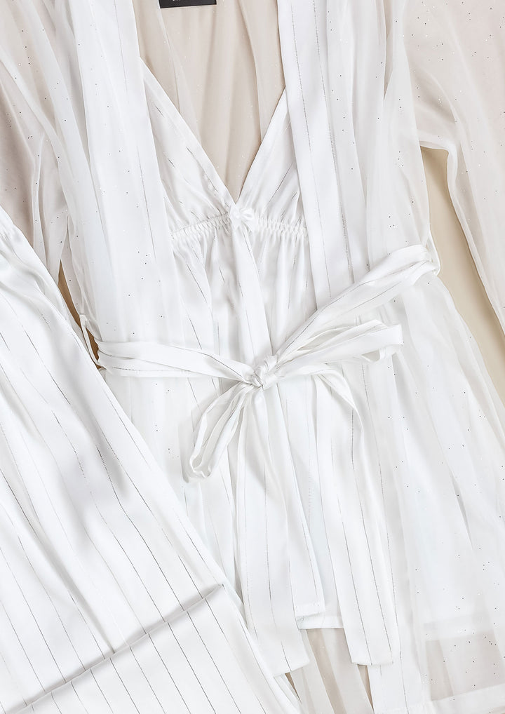 طقم بيجاما ساتان بحواف دانتيل