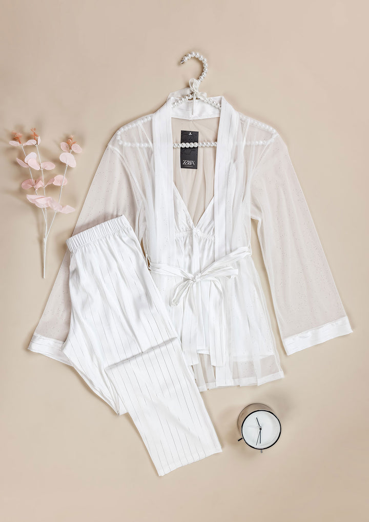 طقم بيجاما ساتان بحواف دانتيل