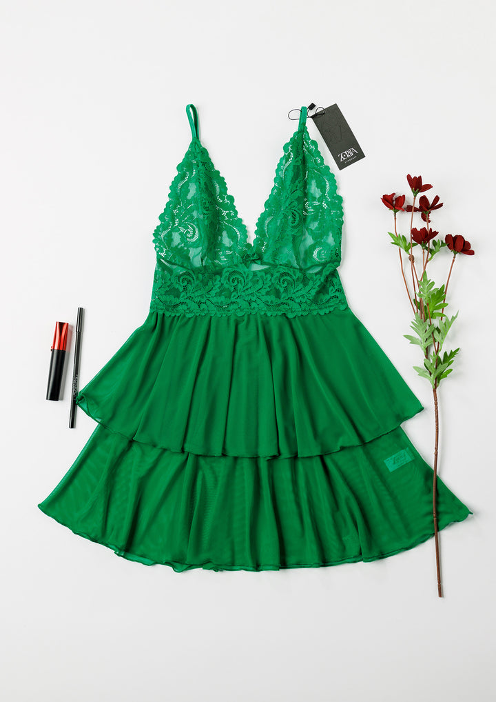 بيبي دول ساتان بلمسة دانتيل