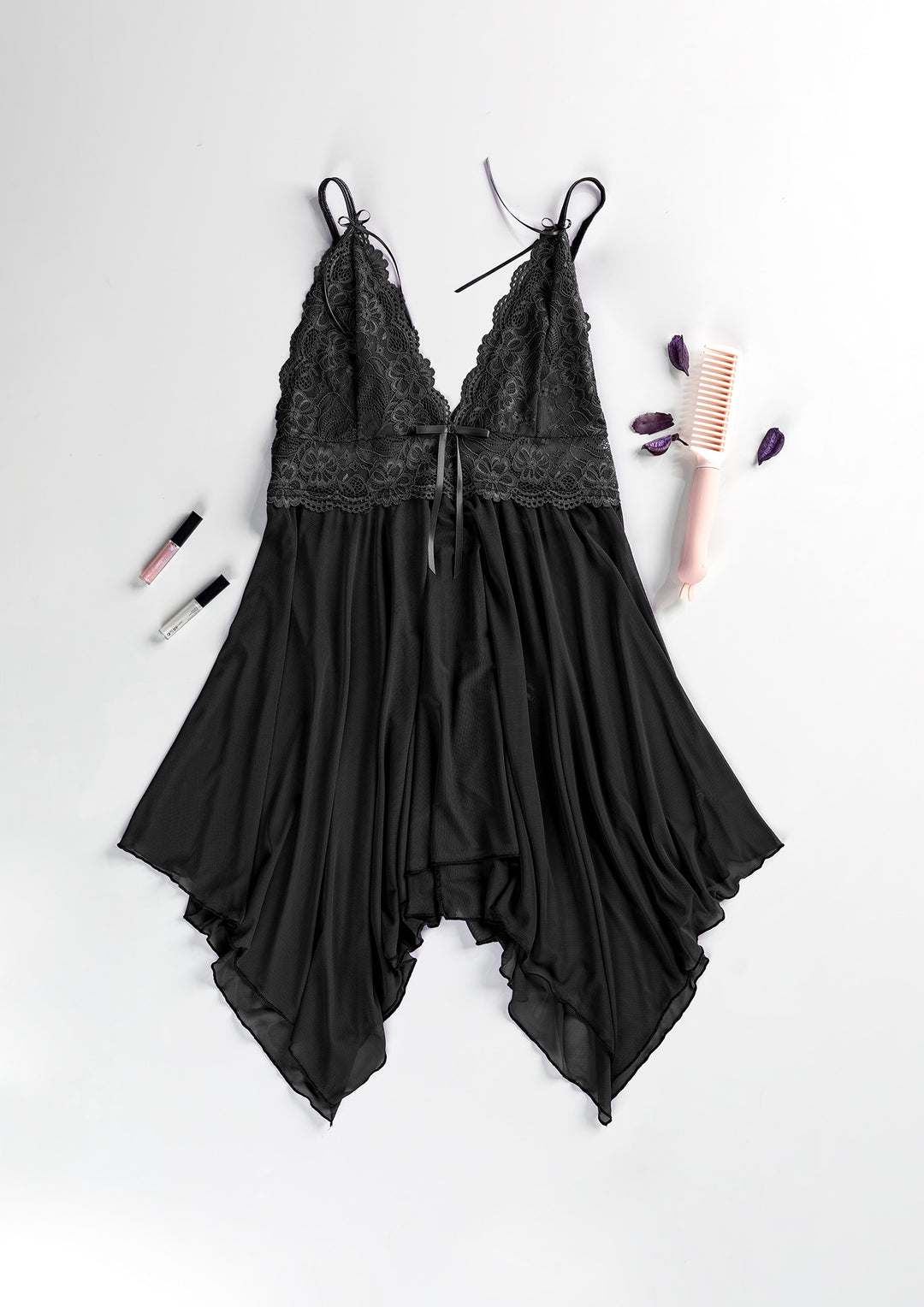 بيبي دول شبك بحواف دانتيل