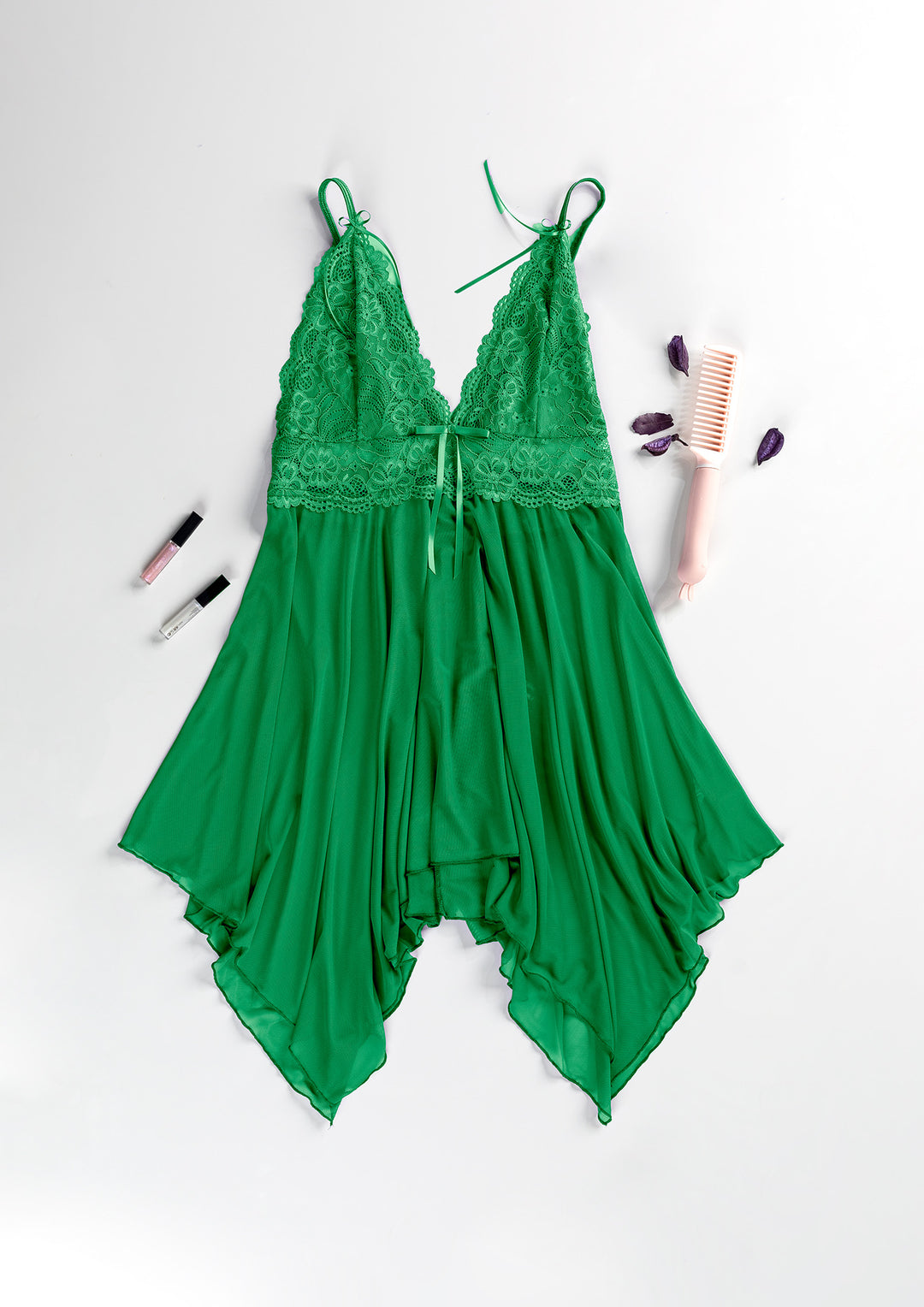 بيبي دول شبك بحواف دانتيل