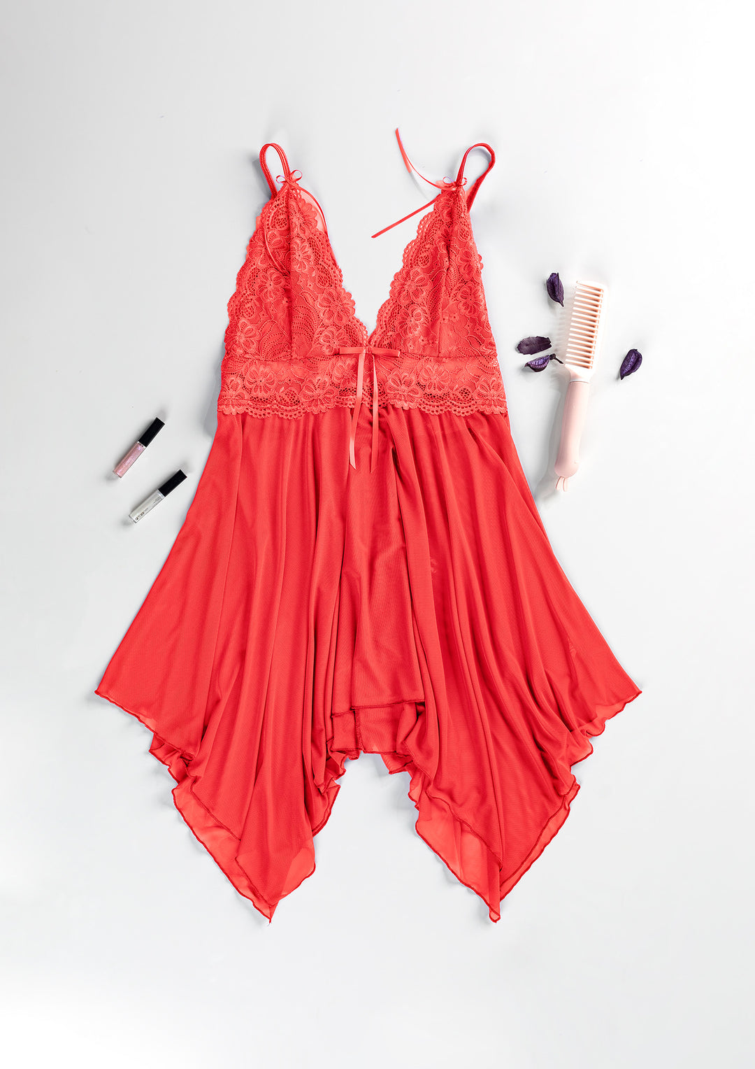 بيبي دول شبك بحواف دانتيل