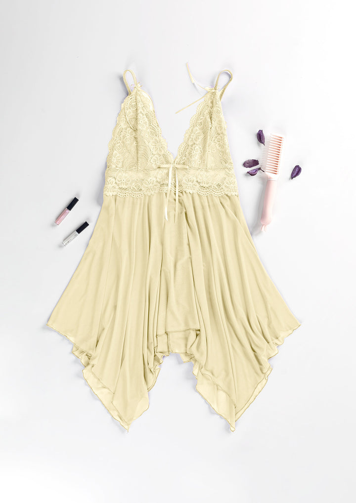 بيبي دول شبك بحواف دانتيل