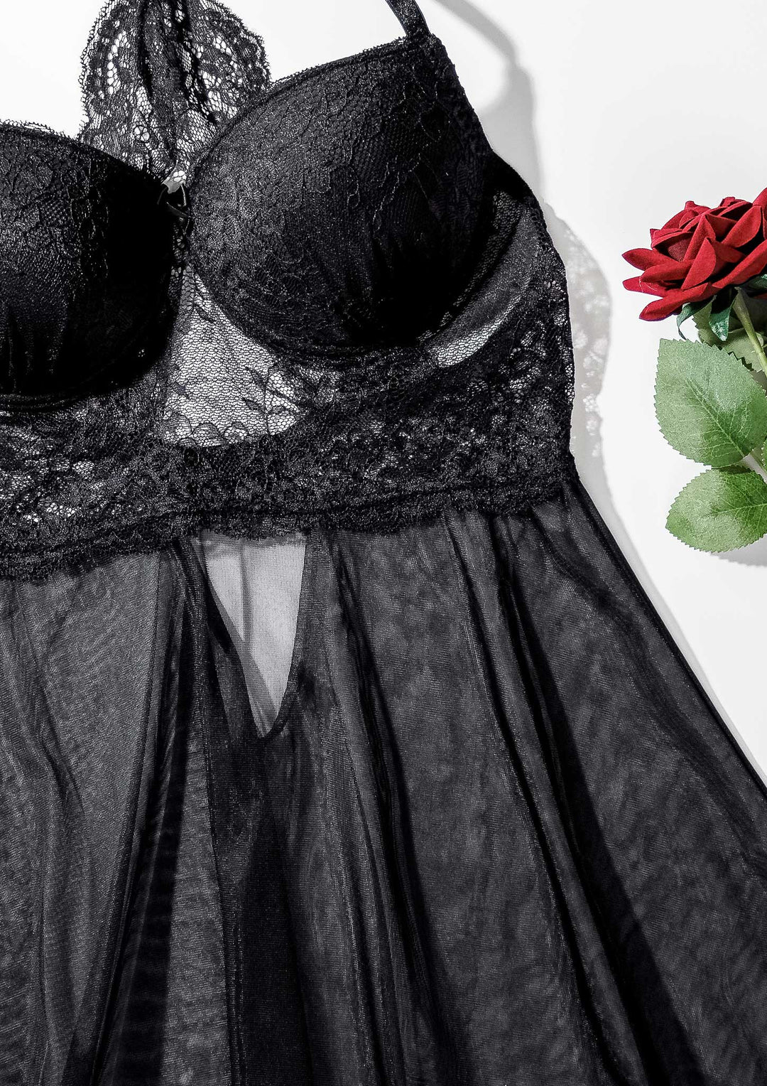 بيبي دول تول بحواف دانتيل