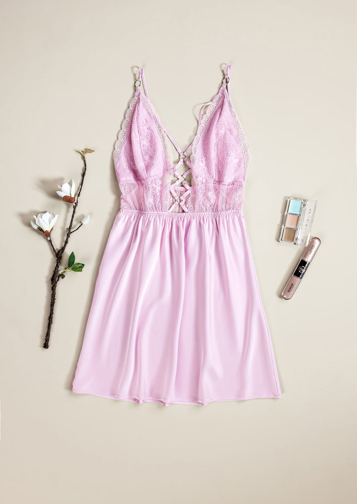 بيبي دول ساتان بحواف دانتيل