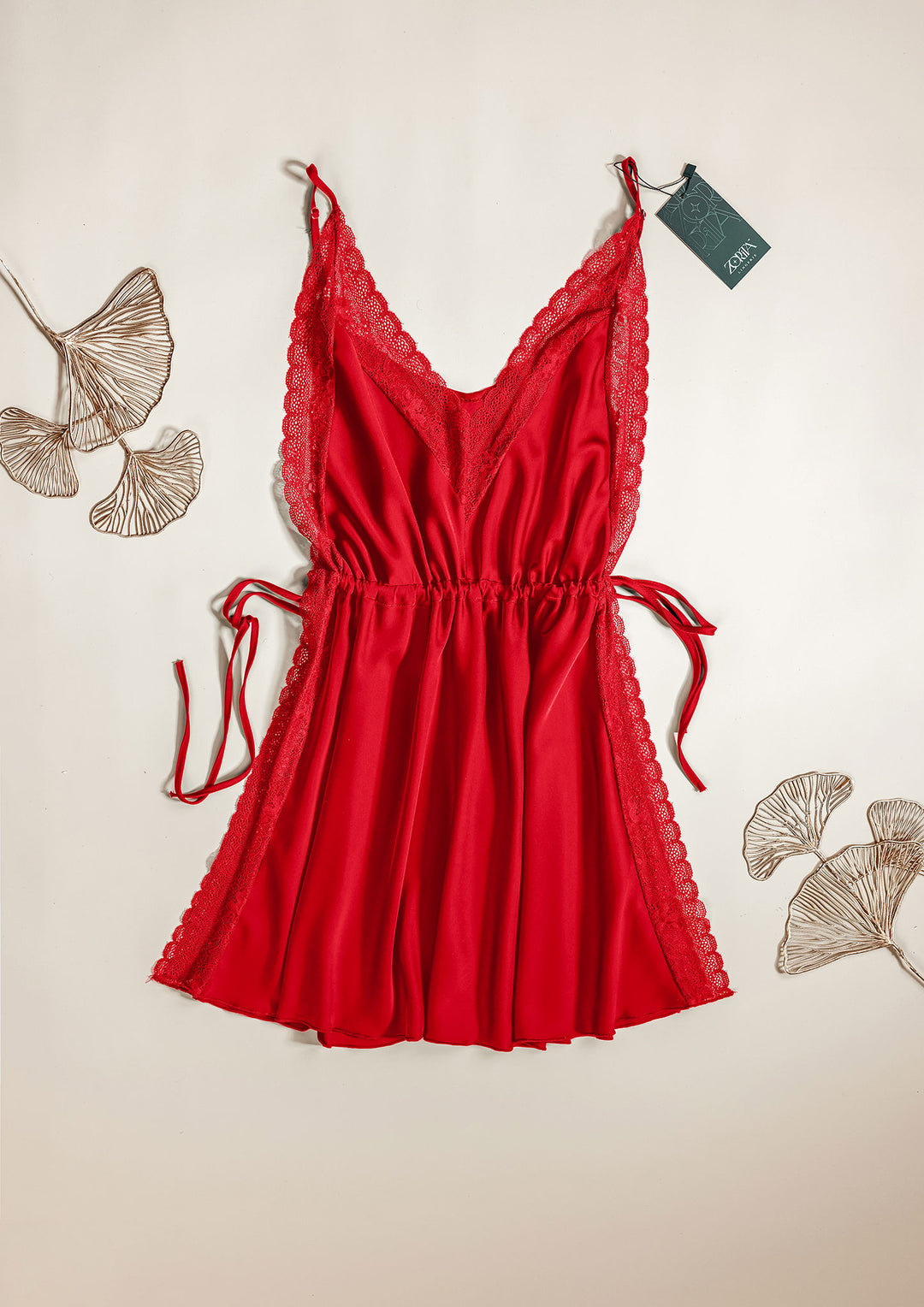 بيبي دول ساتان بحواف دانتيل