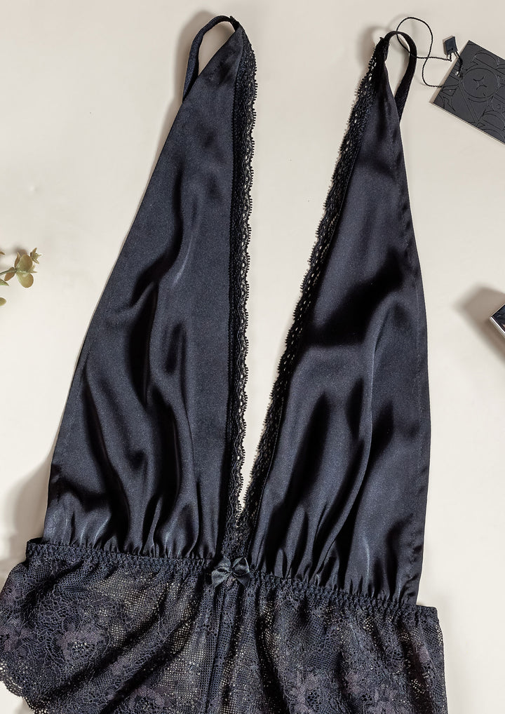 تيدي دانتيل كروتشليس