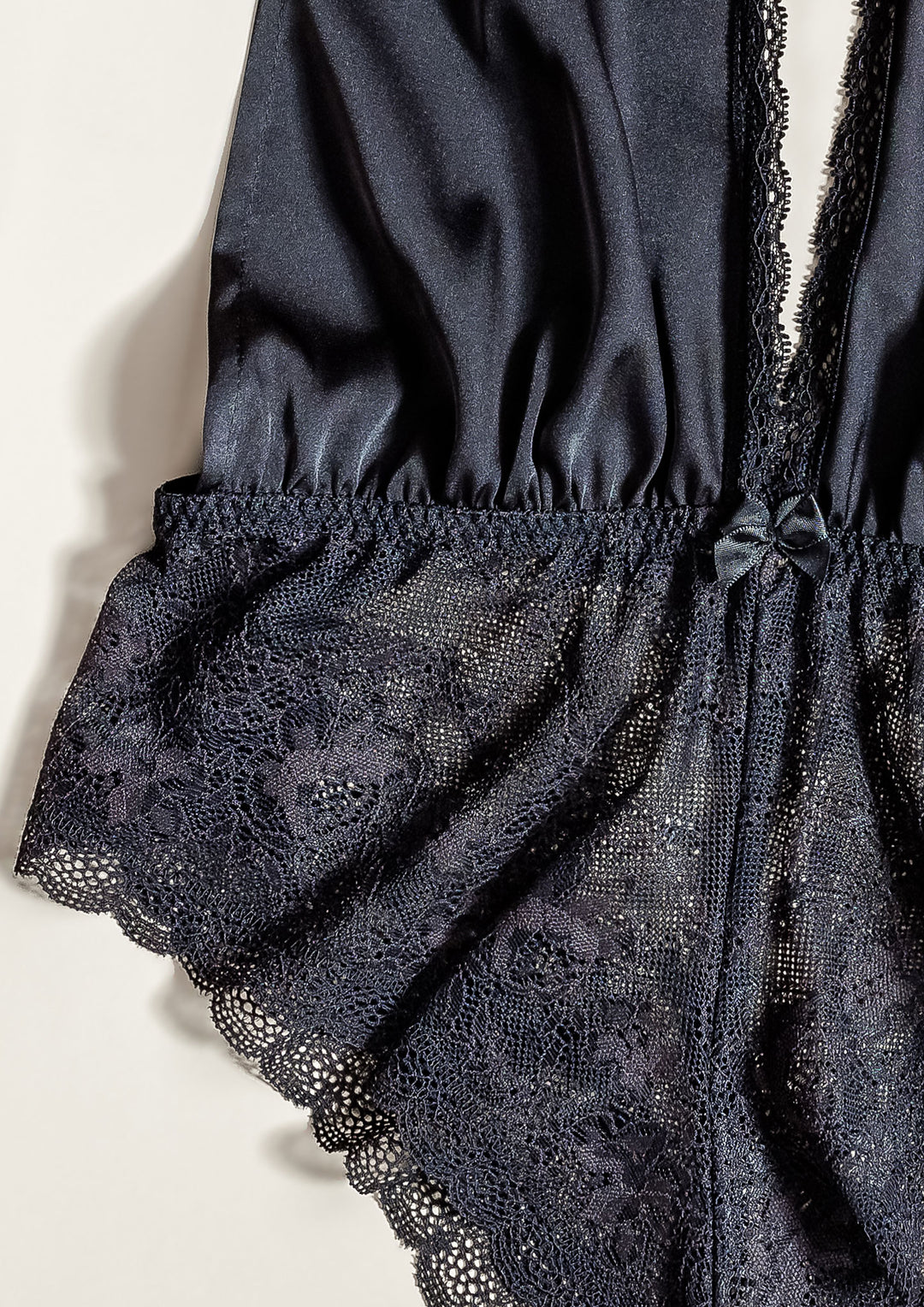 تيدي دانتيل كروتشليس