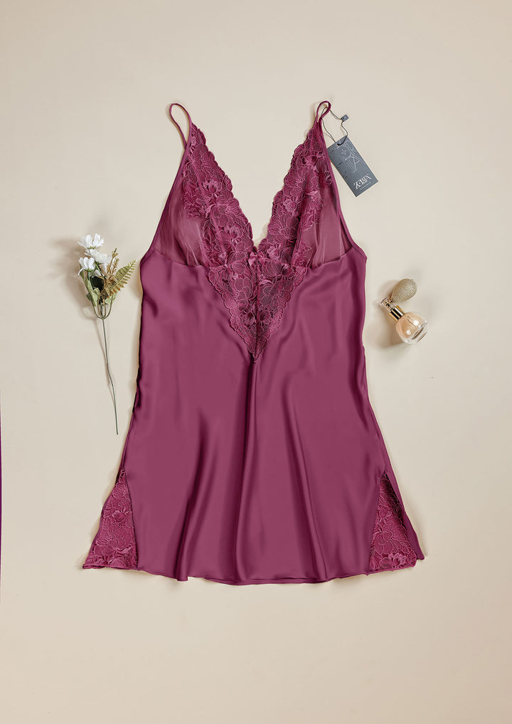 قميص نوم بيبي دول ساتان بلمسة دانتيل