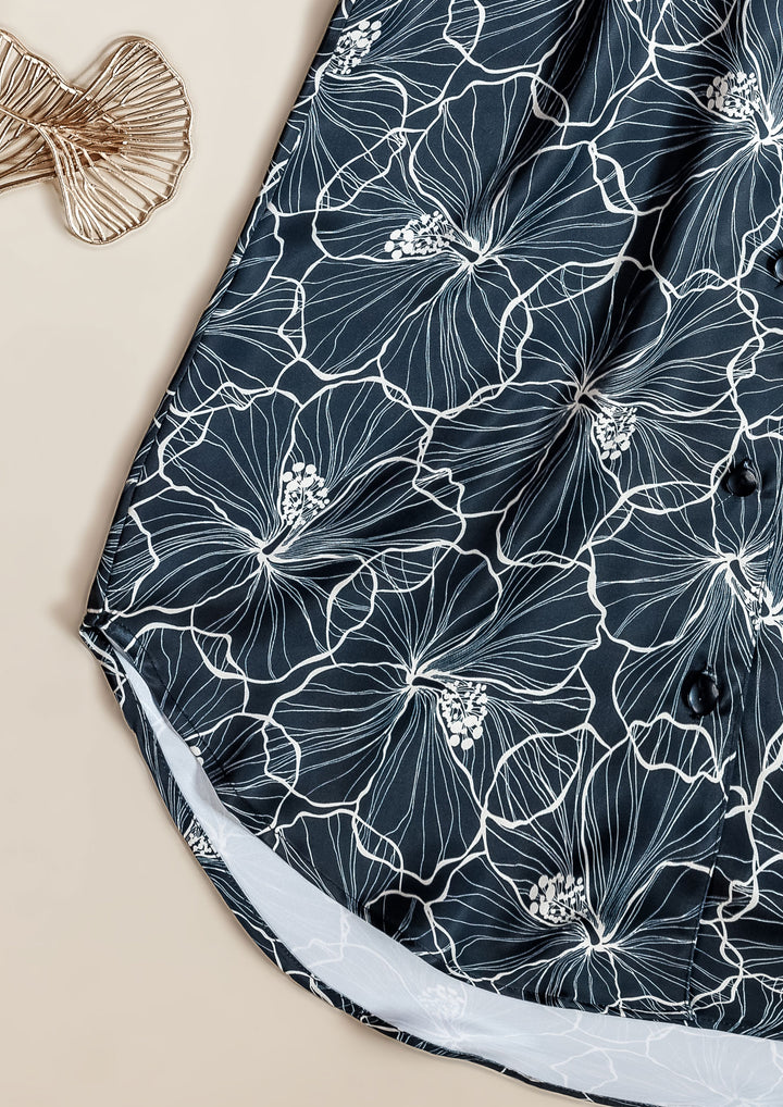 قميص ساتان بأزرار أمامية