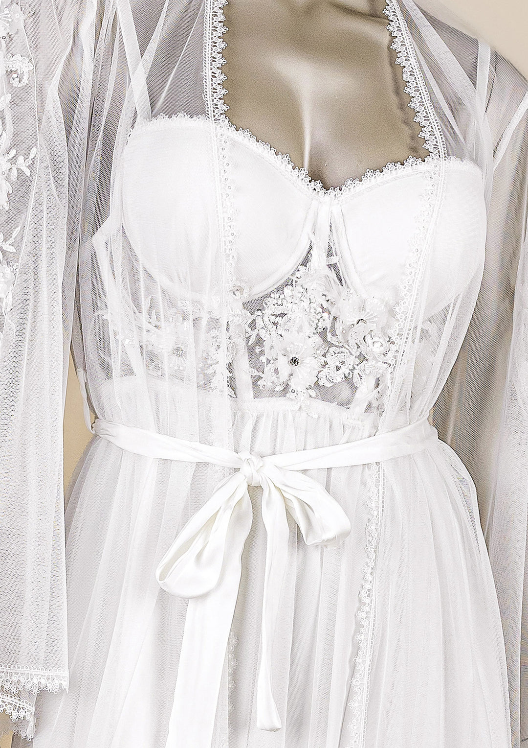 طقم لانجري ساتان للعروس