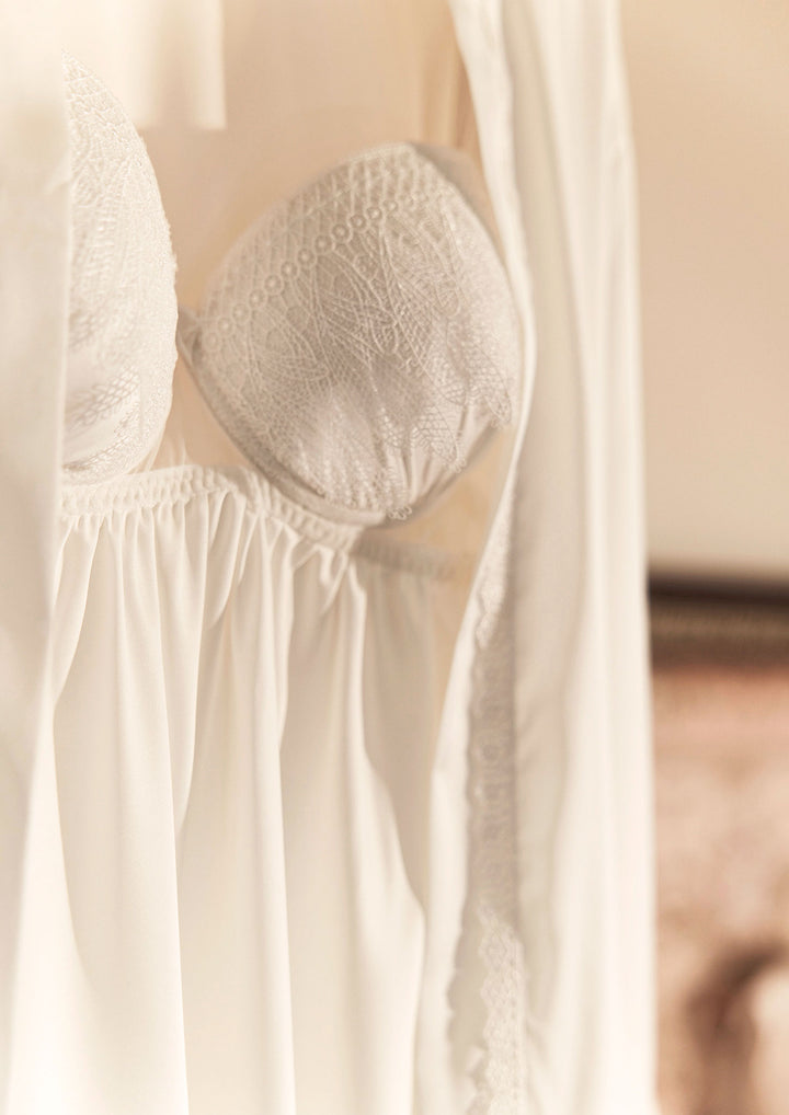 طقم لانجري عرائسي