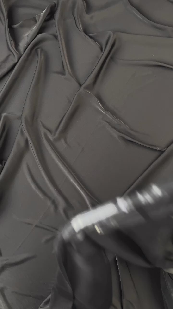 طقم روب تول بلمسة ريش و بيبي دول ساتان