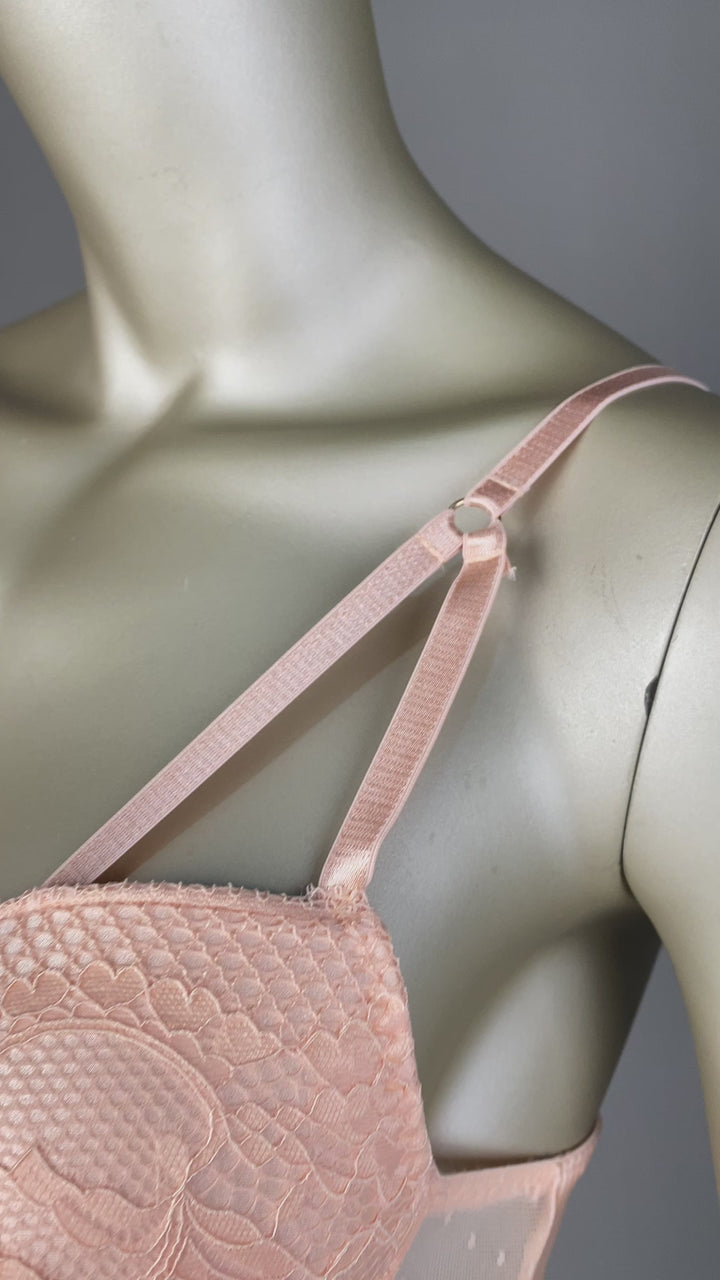 طقم تيدي ساتان بلمسة دانتيل