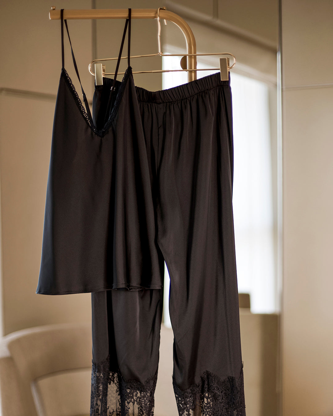 Women’s Sleepwear in the UAE: Travel-Friendly and Elegant Choices | Zorita