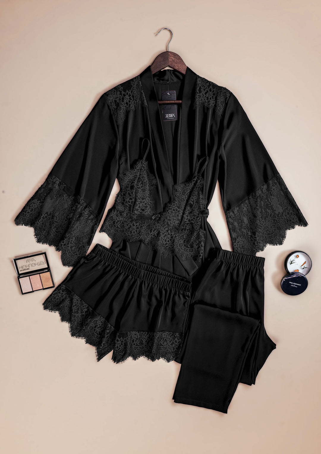 بيجامة ساتان ٤ قطع ٣٥٠٠-٢٥