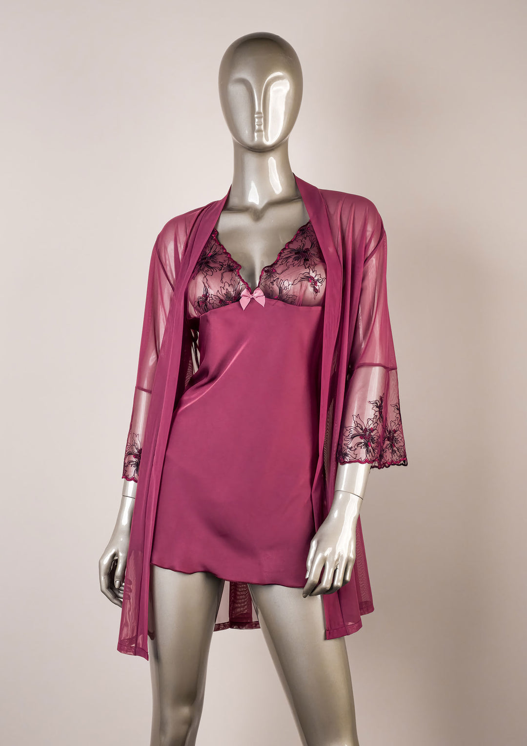 Sexy robe set with trim lace