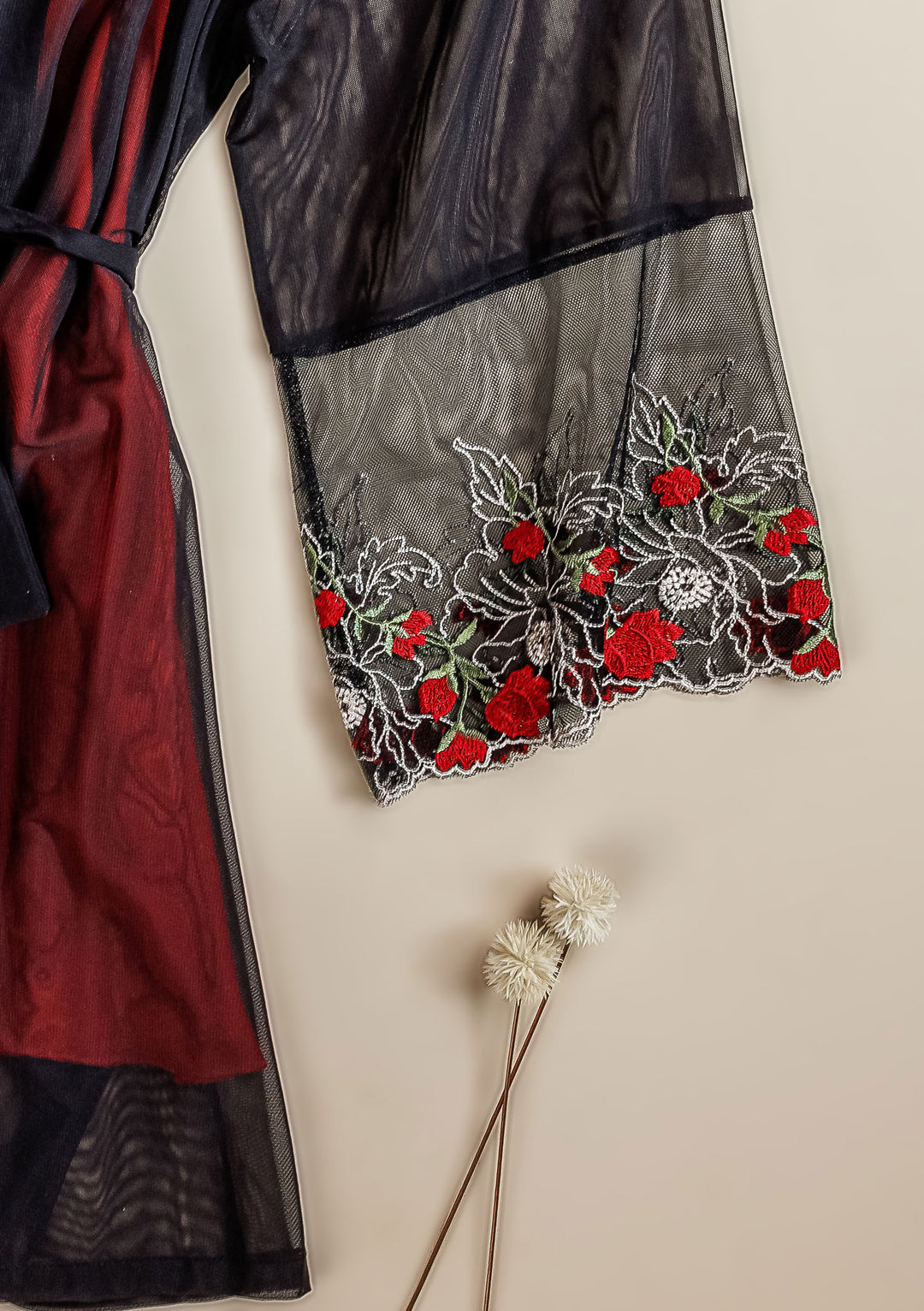 Sexy robe set with trim lace