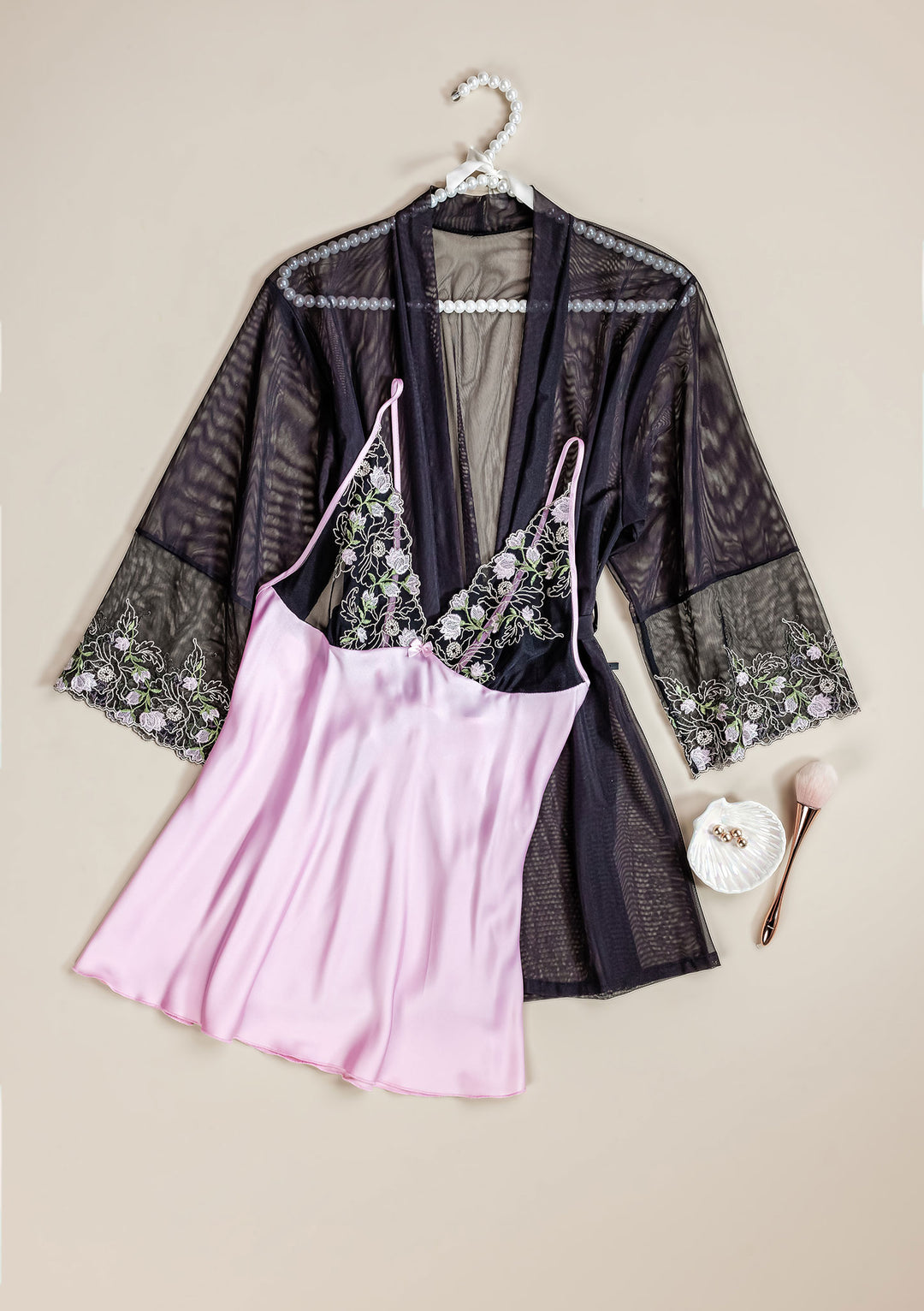 Sexy robe set with trim lace